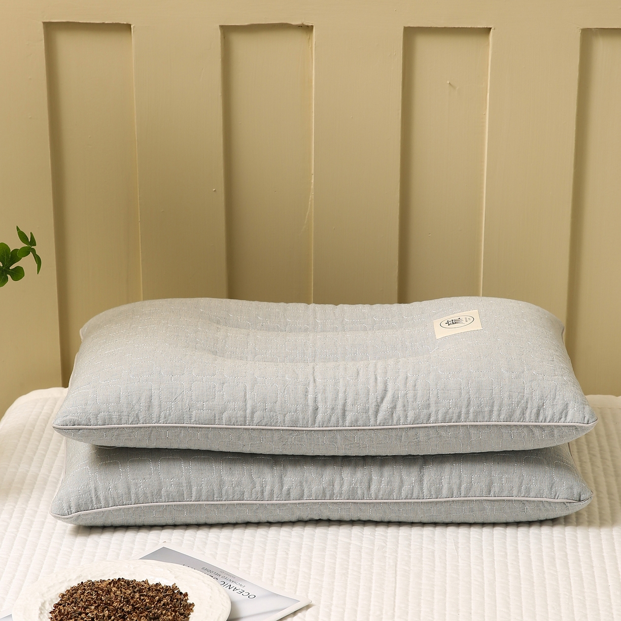 91家纺网 家纺一手货源 找家纺 梦叶草 2026新款夹棉分区护颈荞麦枕 三分区护颈荞麦枕-灰色
