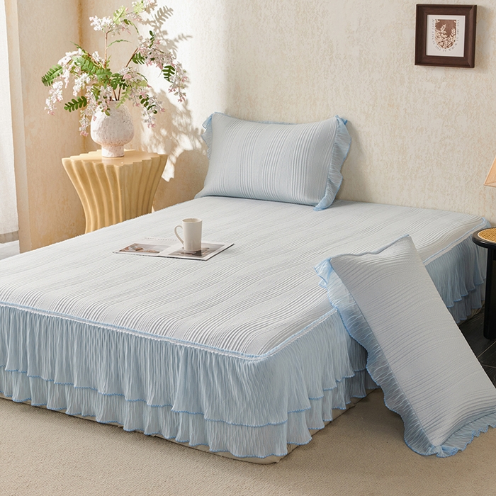 91家纺网 家纺一手货源 找家纺 桂雅居 2026新款高分子冰感蕾丝床裙床笠款凉席三件套 云漫冰蓝