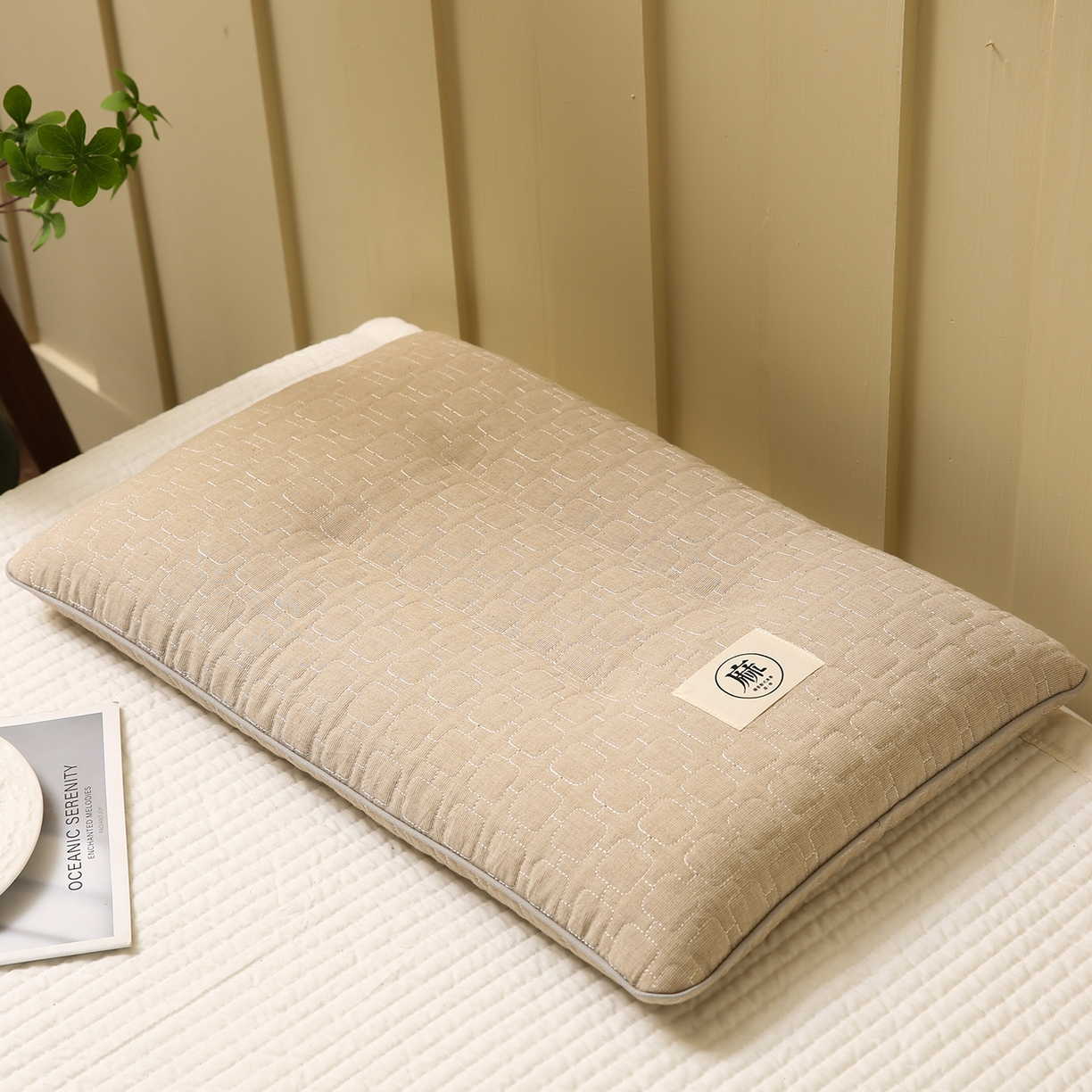 91家纺网 家纺一手货源 找家纺 梦叶草 2026新款夹棉分区护颈荞麦枕 三分区护颈荞麦枕-咖色