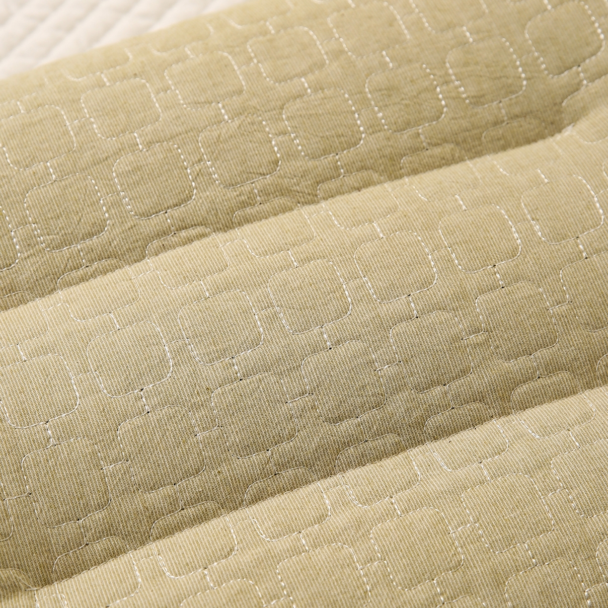 91家纺网 家纺一手货源 找家纺 梦叶草 2026新款夹棉分区护颈荞麦枕 三分区护颈荞麦枕-绿色