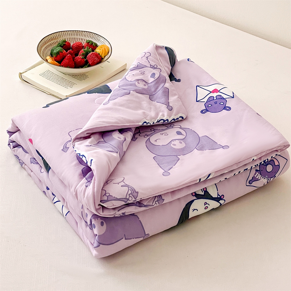 91家纺网 家纺一手货源 找家纺 名兮家居 2026新款A类经典奥特曼三丽鸥儿童针织棉夏凉被空调被【含防伪标】 针织夏被-情书库洛米