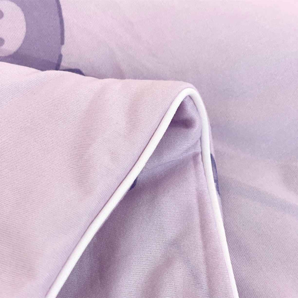 91家纺网 家纺一手货源 找家纺 名兮家居 2026新款A类经典奥特曼三丽鸥儿童针织棉夏凉被空调被【含防伪标】 针织夏被-情书库洛米