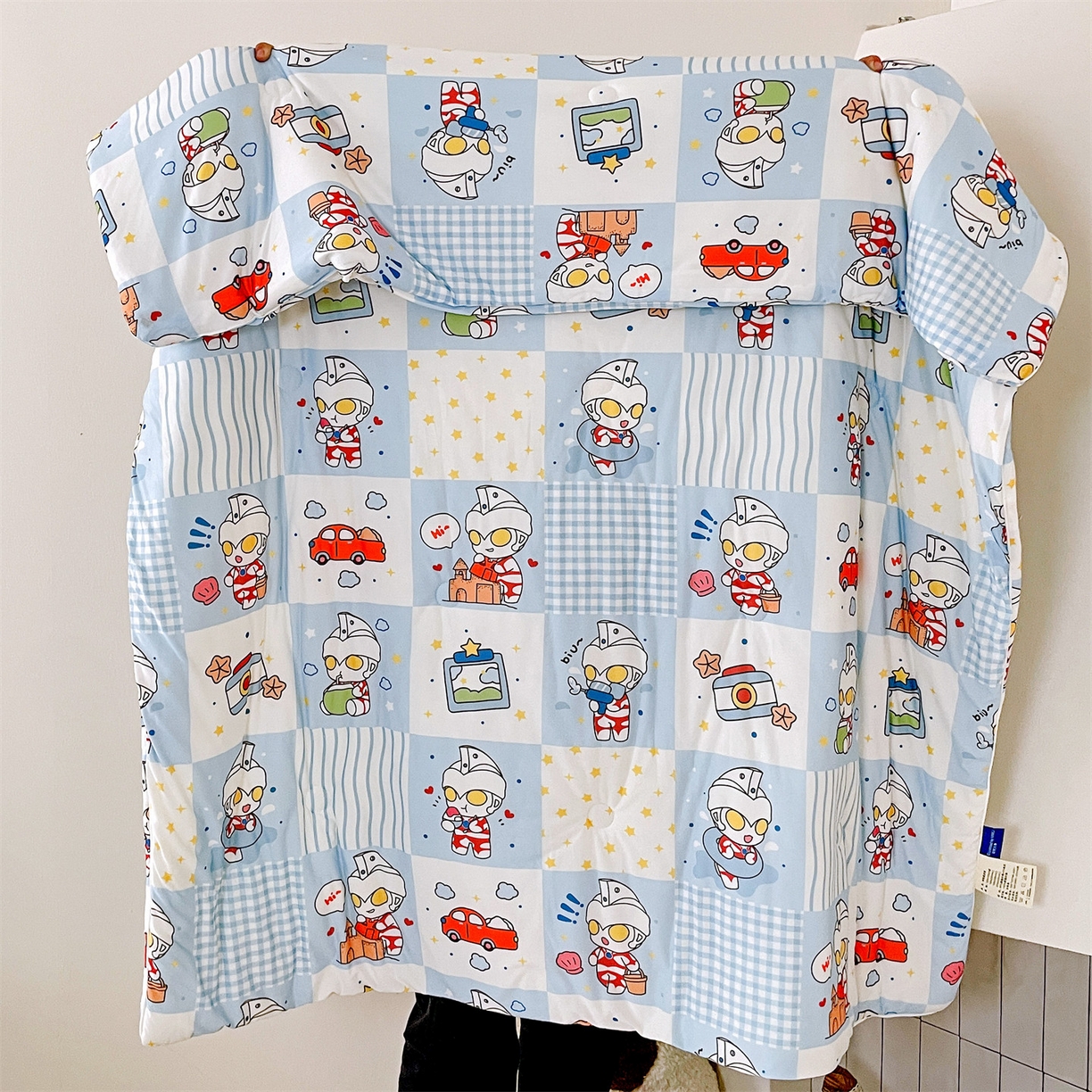 91家纺网 家纺一手货源 找家纺 名兮家居 2026新款A类经典奥特曼三丽鸥儿童针织棉夏凉被空调被【含防伪标】 针织夏被-小小艾斯