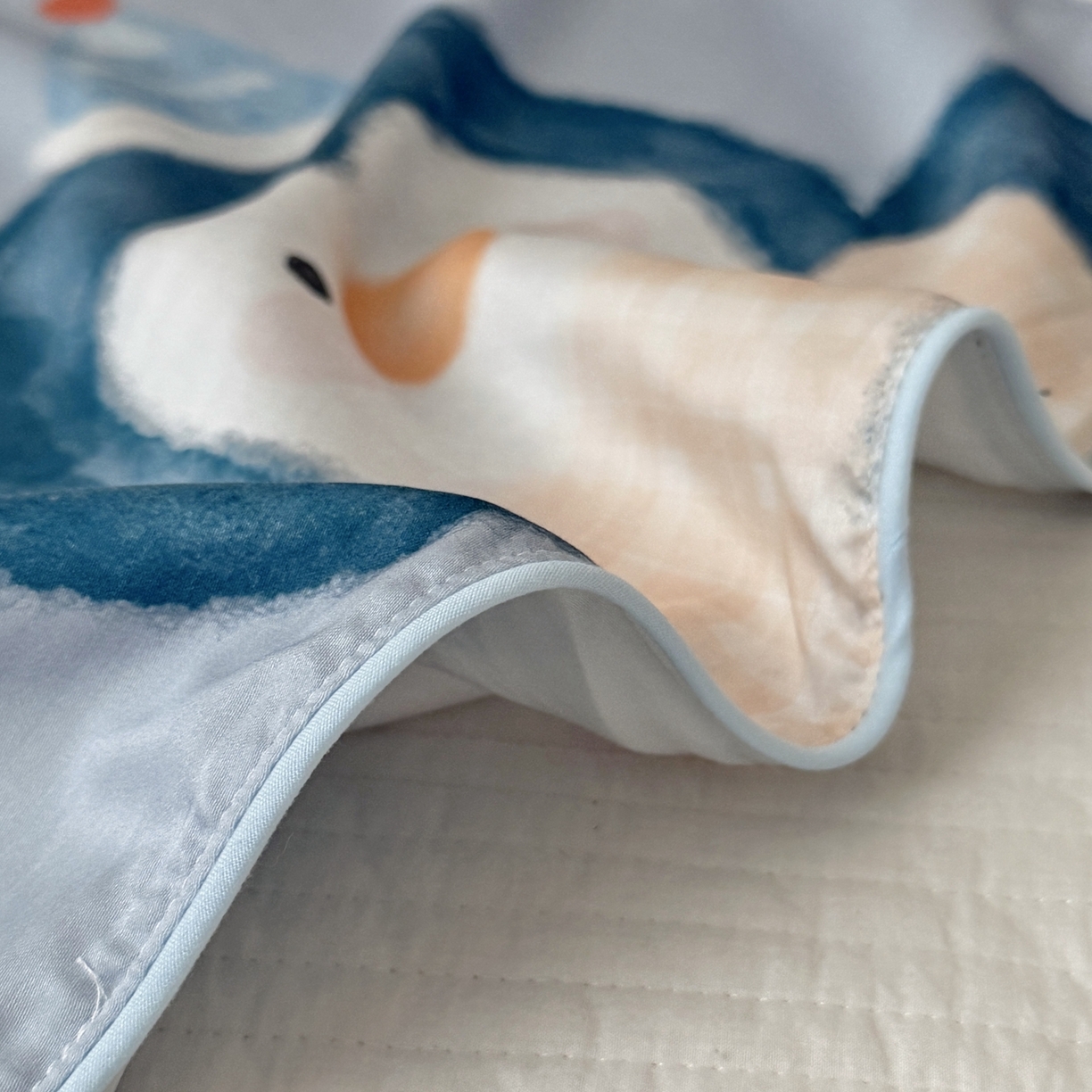 91家纺网 家纺一手货源 找家纺 萌宝家纺 2026新款60S兰精天丝儿童枕套幼儿园枕头枕芯（ins水彩卡通系列） 水彩-企鹅