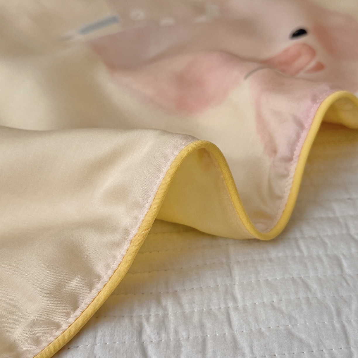 91家纺网 家纺一手货源 找家纺 萌宝家纺 2026新款60S兰精天丝儿童枕套幼儿园枕头枕芯（ins水彩卡通系列） 水彩-小猪