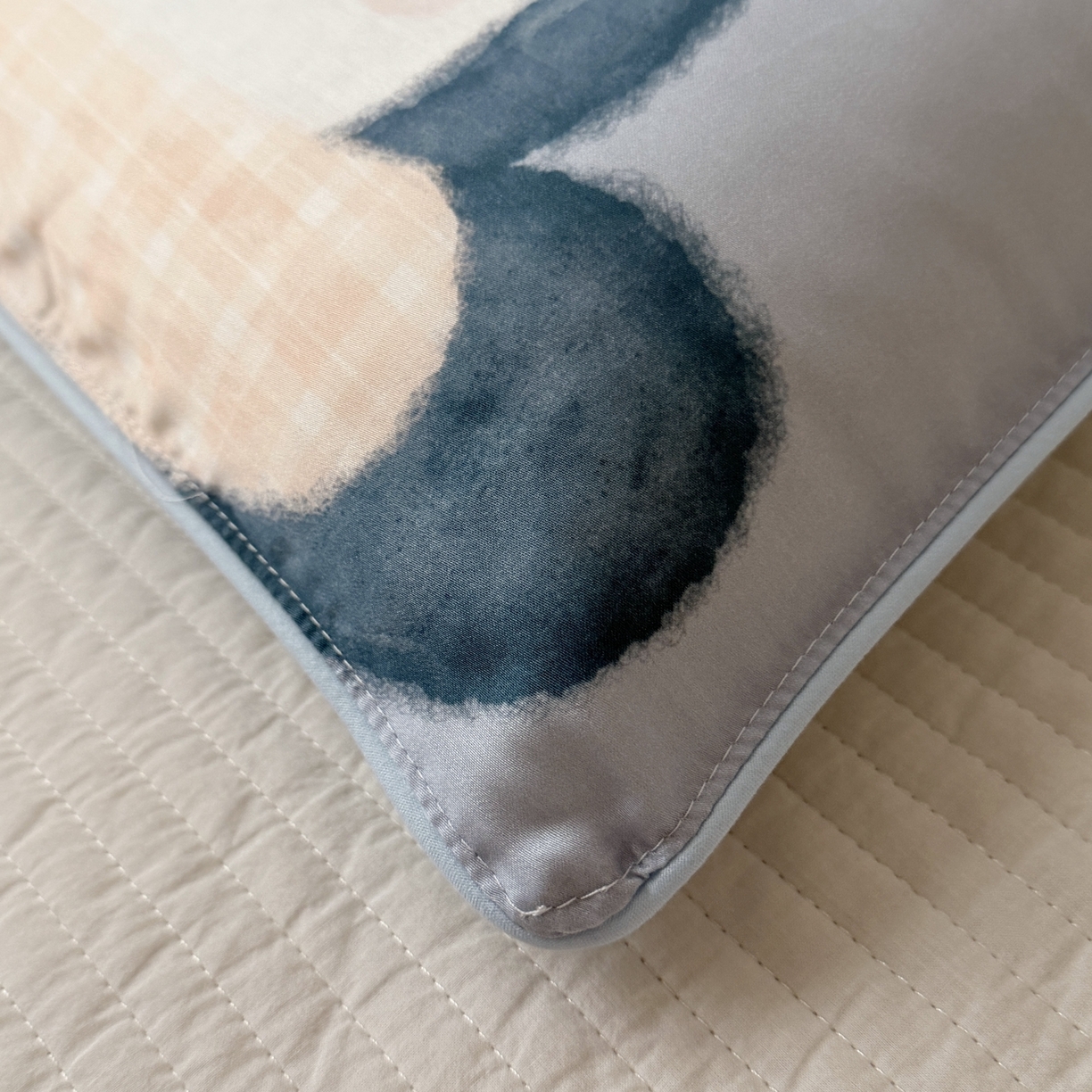 91家纺网 家纺一手货源 找家纺 萌宝家纺 2026新款60S兰精天丝儿童枕套幼儿园枕头枕芯（ins水彩卡通系列） 水彩-企鹅