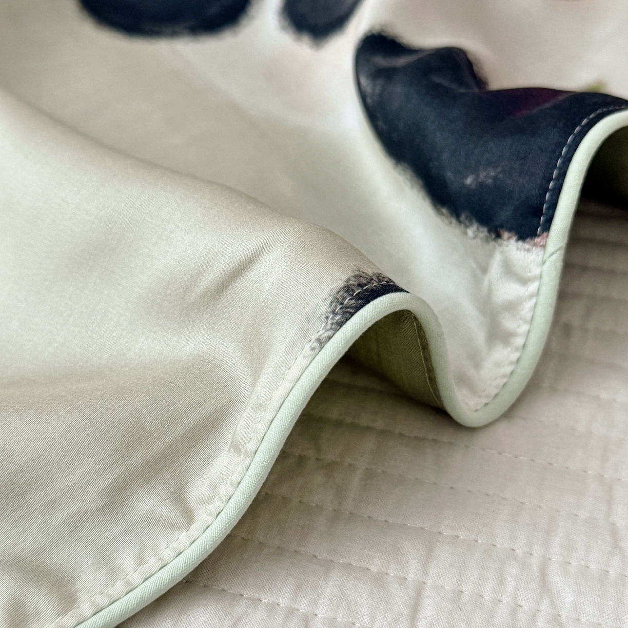 91家纺网 家纺一手货源 找家纺 萌宝家纺 2026新款60S兰精天丝儿童枕套幼儿园枕头枕芯（ins水彩卡通系列） 水彩-熊猫