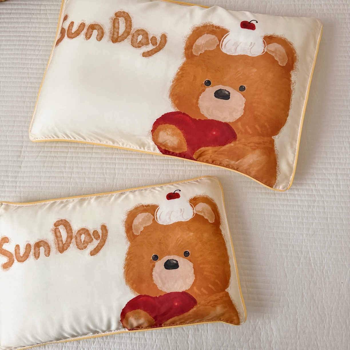 91家纺网 家纺一手货源 找家纺 萌宝家纺 2026新款60S兰精天丝儿童枕套幼儿园枕头枕芯（ins水彩卡通系列） 水彩-小熊