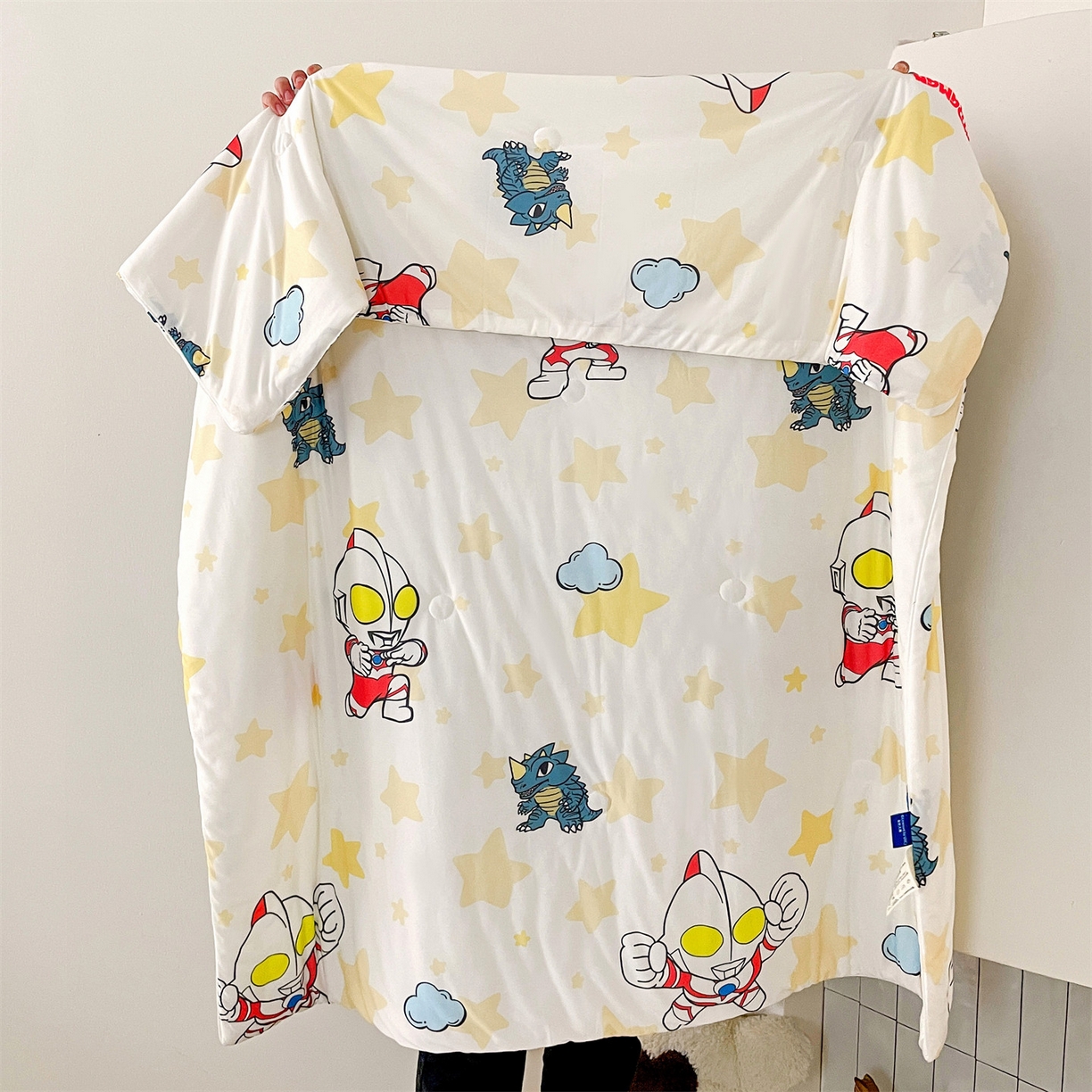 91家纺网 家纺一手货源 找家纺 名兮家居 2026新款A类经典奥特曼三丽鸥儿童针织棉夏凉被空调被【含防伪标】 针织夏被-星星奥特曼