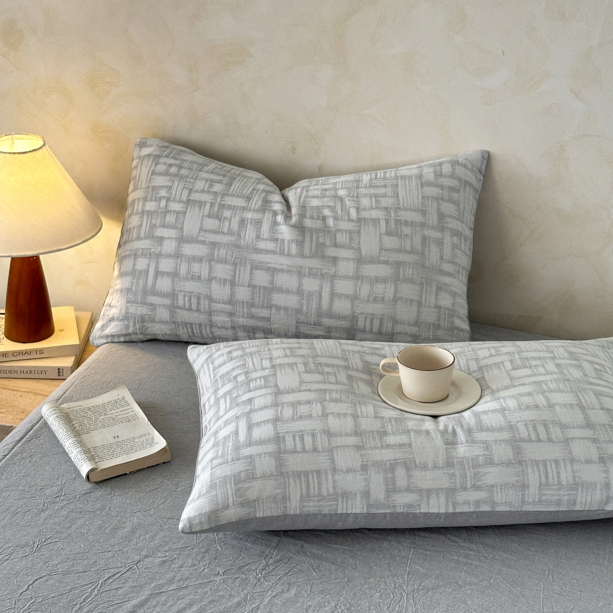 91家纺网 家纺一手货源 找家纺 如一 2026新款A类色织提花全棉双层纱水洗棉夏被夏凉被空调被四件套 浮光灰