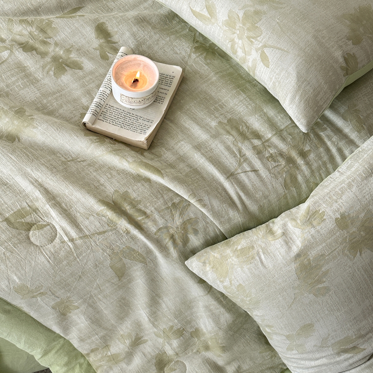 91家纺网 家纺一手货源 找家纺 如一 2026新款A类色织提花全棉双层纱水洗棉夏被夏凉被空调被四件套 兰序绿