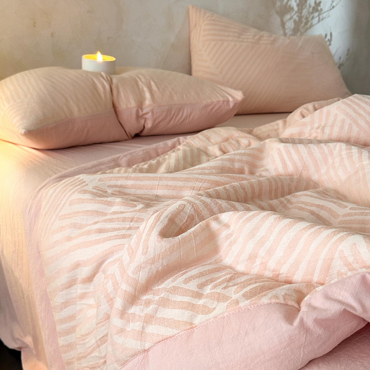 91家纺网 家纺一手货源 找家纺 如一 2026新款A类色织提花全棉双层纱水洗棉夏被夏凉被空调被四件套 序章粉