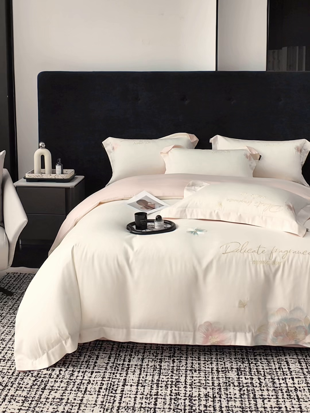 91家纺网 家纺一手货源 找家纺 （总）欣宜家纺 2026春夏新款A类50支贡缎长绒棉纯棉刺绣轻奢绣花四件套-花枝里