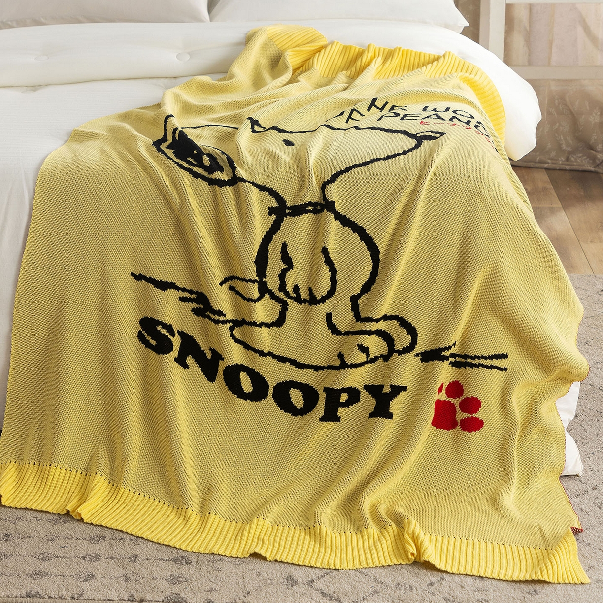 91家纺网 家纺一手货源 找家纺 栩裕纺织 2026新款史努比SNOOPY正版授权独家全棉针织毯多功能针织盖毯 史努比-世界限定（黄）