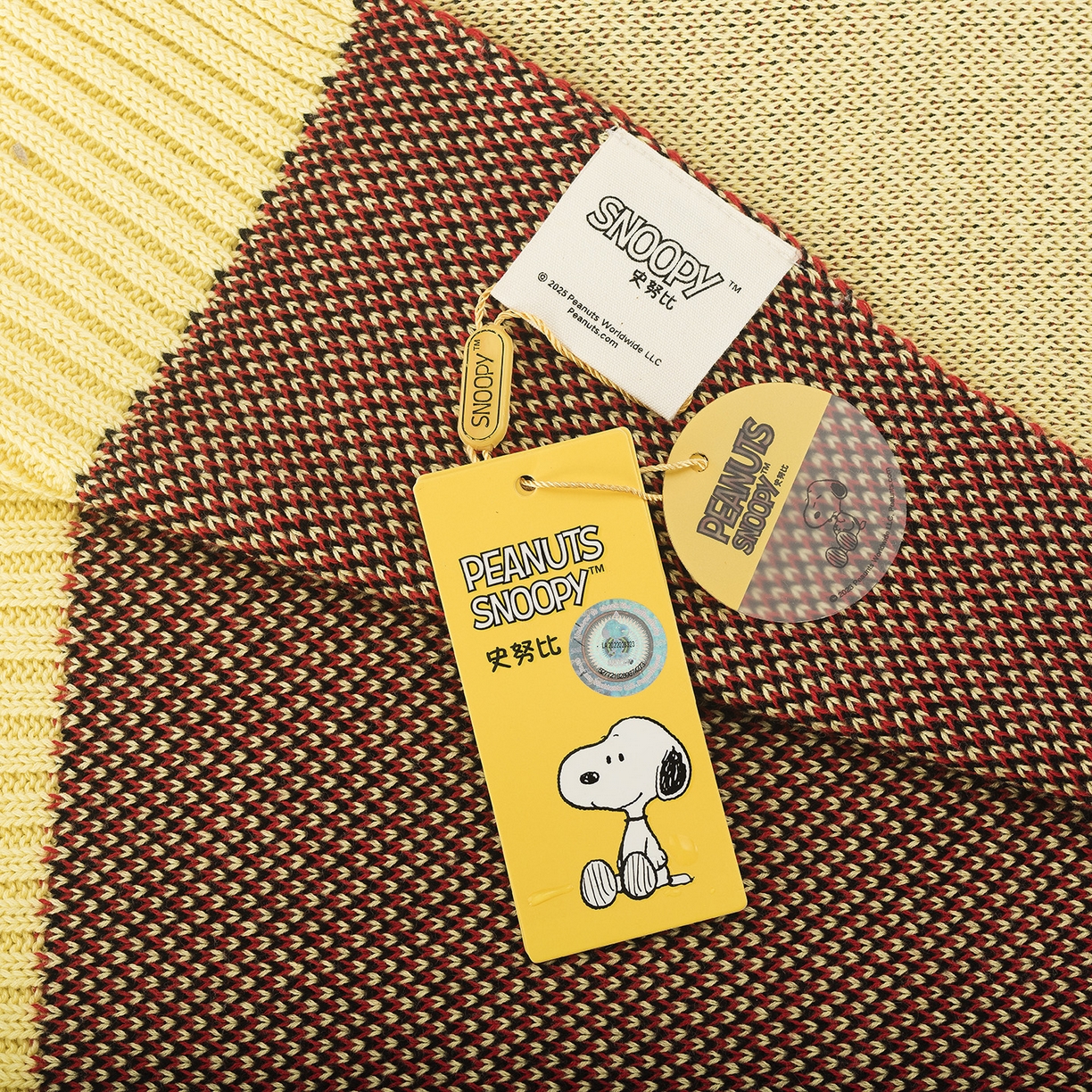 91家纺网 家纺一手货源 找家纺 栩裕纺织 2026新款史努比SNOOPY正版授权独家全棉针织毯多功能针织盖毯 史努比-世界限定（黄）