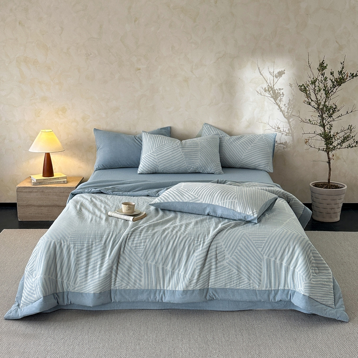 91家纺网 家纺一手货源 找家纺 如一 2026新款A类色织提花全棉双层纱水洗棉夏被夏凉被空调被四件套 序章蓝