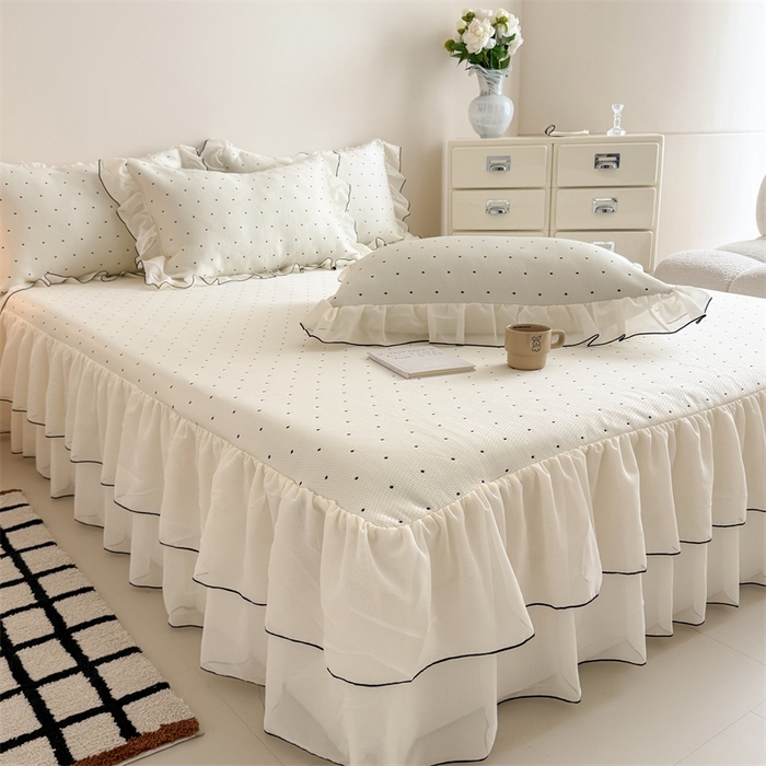 91家纺网 家纺一手货源 找家纺 吾欢心 2026夏季新款甜梦系列PE凉感提花凉席430克高克重蕾丝床裙款冰丝软席三件套 甜梦白