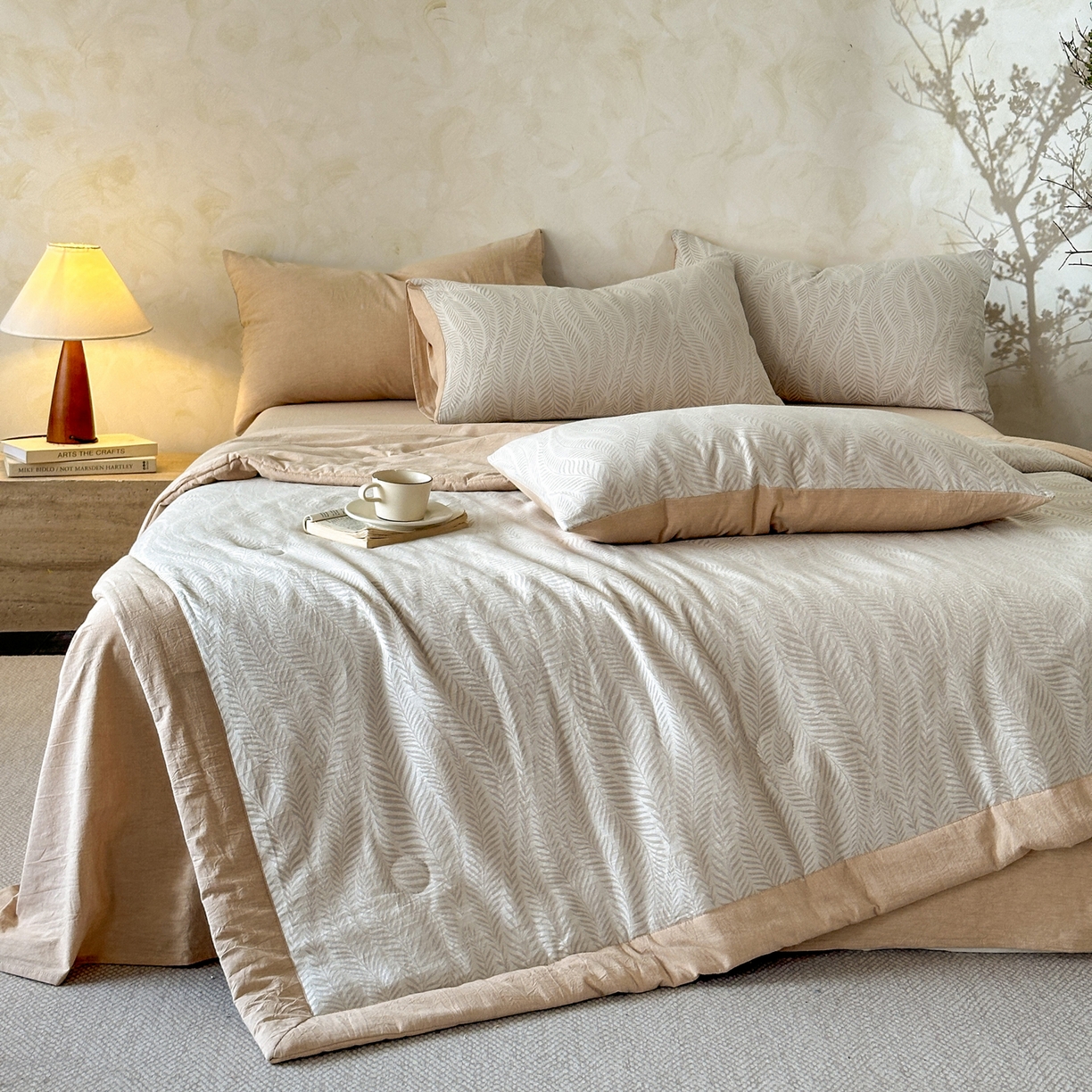 91家纺网 家纺一手货源 找家纺 如一 2026新款A类色织提花全棉双层纱水洗棉夏被夏凉被空调被四件套 叶笙咖