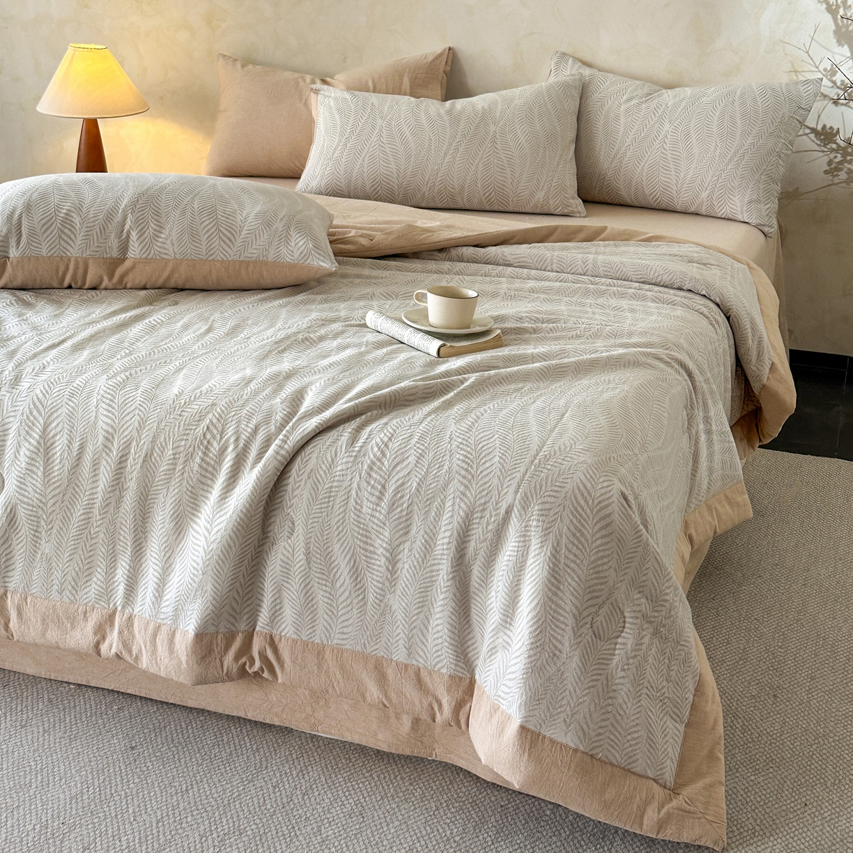 91家纺网 家纺一手货源 找家纺 如一 2026新款A类色织提花全棉双层纱水洗棉夏被夏凉被空调被四件套 叶笙咖