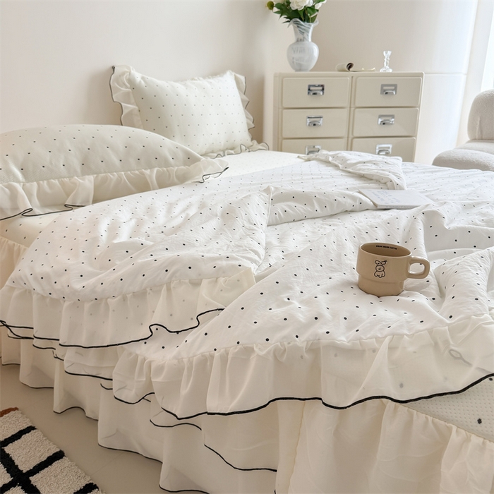 91家纺网 家纺一手货源 找家纺 吾欢心 2026夏季新款甜梦系列PE凉感提花凉席430克高克重蕾丝床裙款冰丝软席三件套 甜梦白