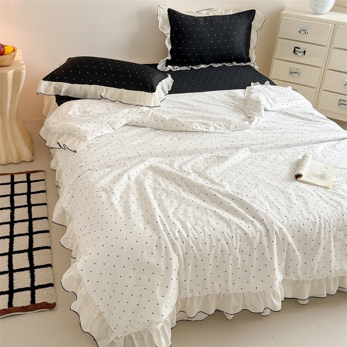 91家纺网 家纺一手货源 找家纺 吾欢心 2026夏季新款甜梦系列PE凉感提花凉席430克高克重蕾丝床裙款冰丝软席三件套 甜梦黑