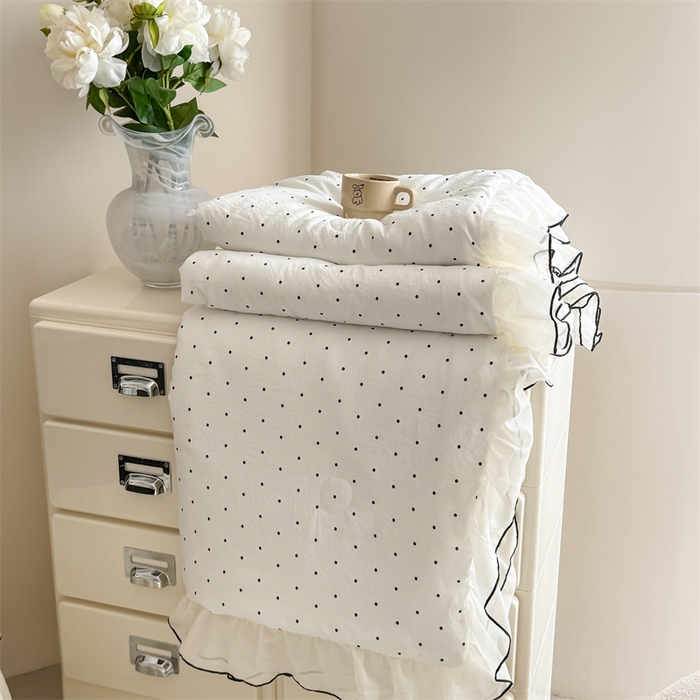 91家纺网 家纺一手货源 找家纺 吾欢心 2026夏季新款甜梦系列PE凉感提花凉席430克高克重蕾丝床裙款冰丝软席三件套 甜梦黑