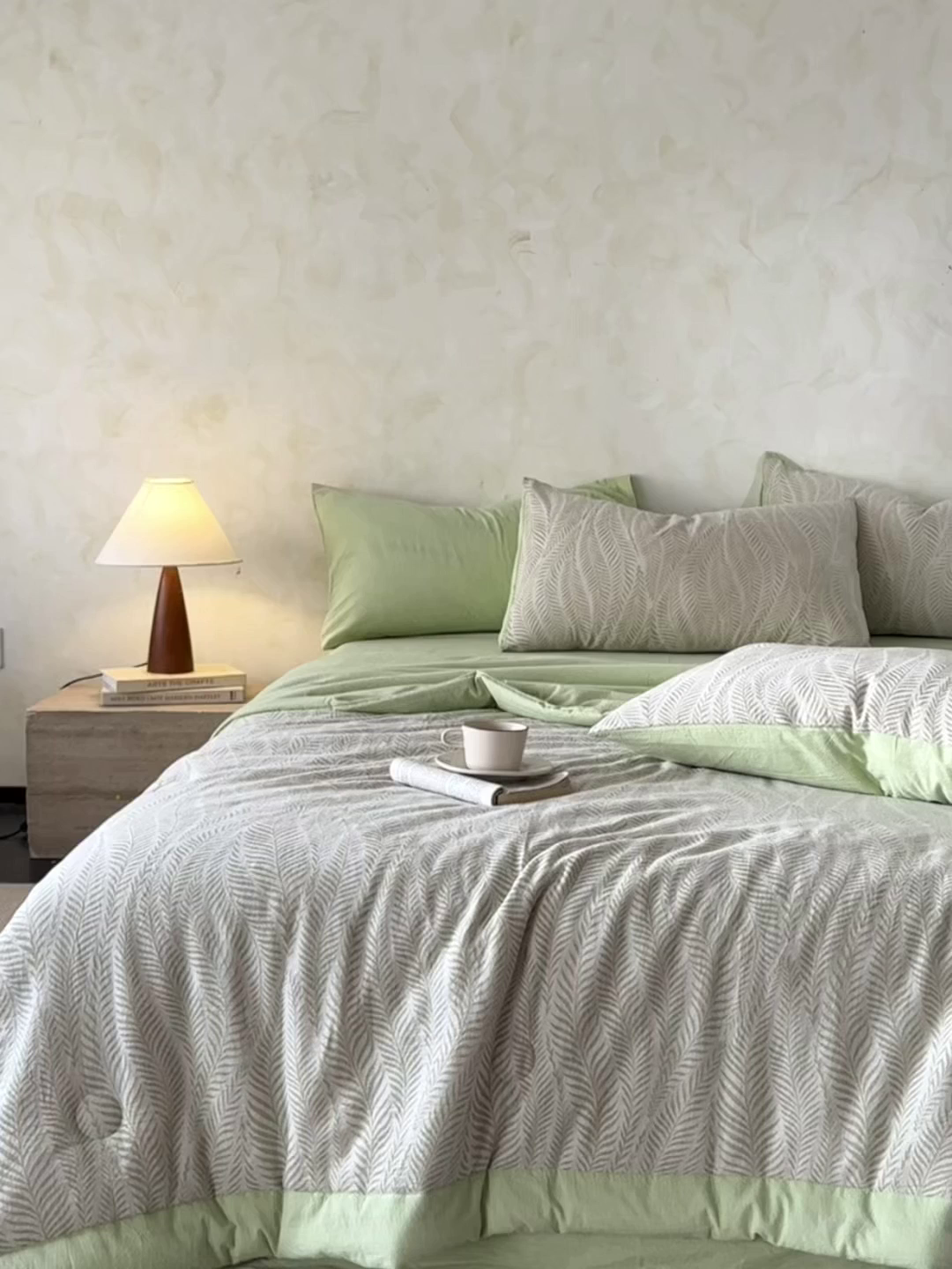 91家纺网 家纺一手货源 找家纺 如一 2026新款A类色织提花全棉双层纱水洗棉夏被夏凉被空调被四件套 叶笙绿