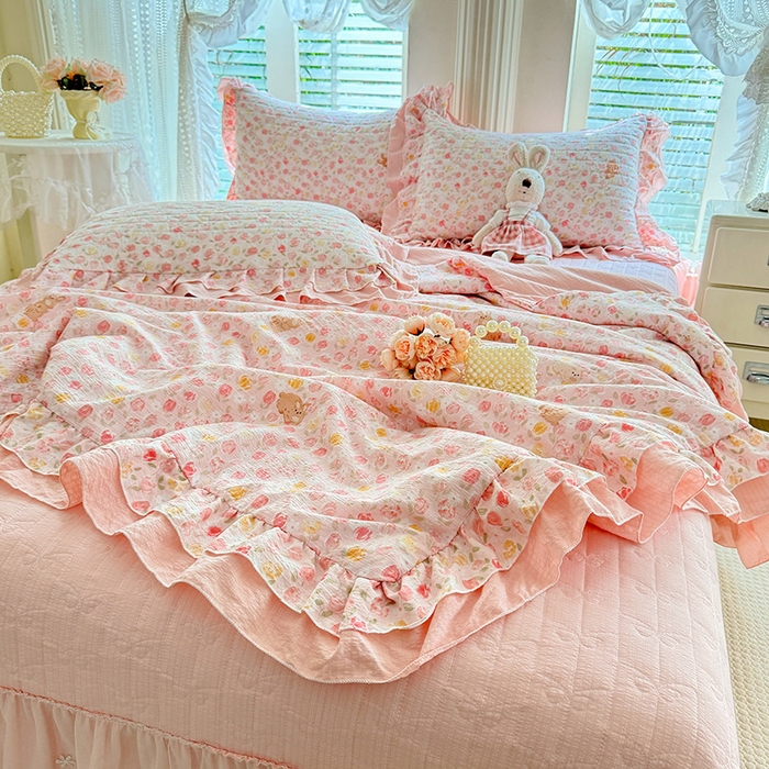 91家纺网 家纺一手货源 找家纺 苏米娜家纺 2026新款韩版双层花边木棉皱皱纱夏被床盖款四件套-小清新系列 清新花语