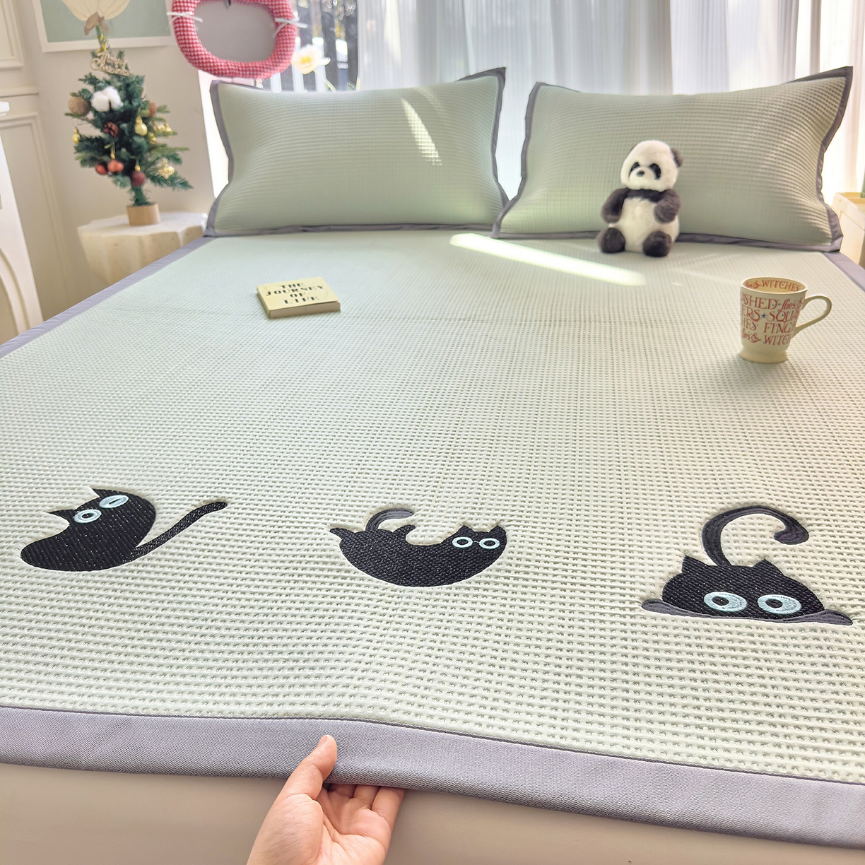 圣比熊 2026春夏新款卡通印加绣花凉豆豆绣花凉席席子 黑喵小队