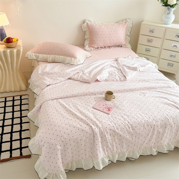 91家纺网 家纺一手货源 找家纺 吾欢心 2026夏季新款甜梦系列PE凉感提花凉席430克高克重蕾丝床裙款冰丝软席三件套 甜梦奶芙粉