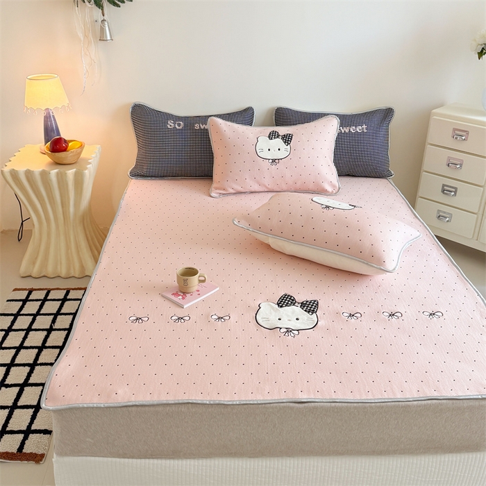 91家纺网 家纺一手货源 找家纺 （总）吾欢心 2026夏季新款夏日猫咪系列PE凉感提花凉席430克高克重冰丝软席三件套同款单夏被空调被可机洗