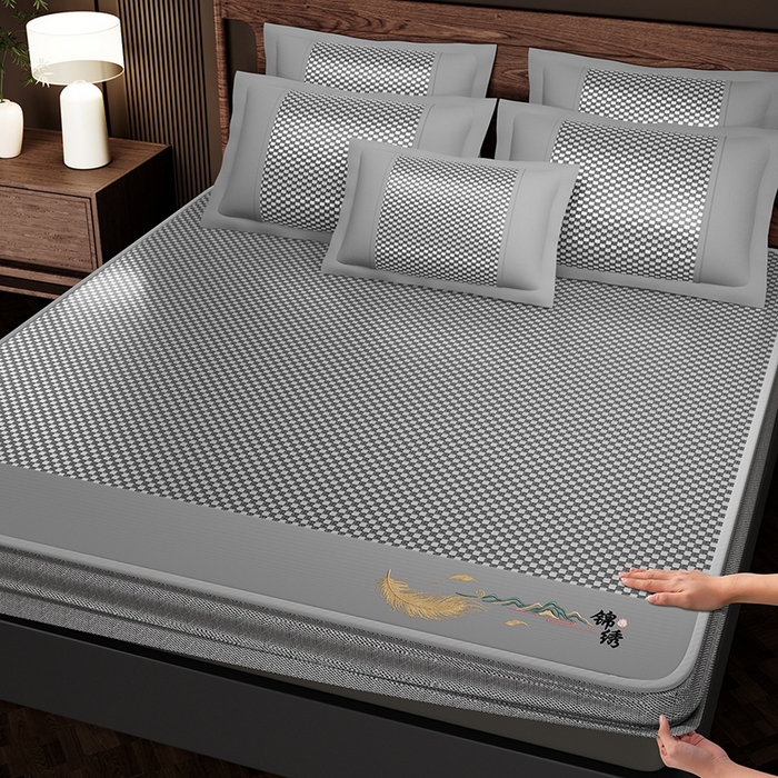 91家纺网 家纺一手货源 找家纺 （总）永旺家纺 2026新款羽毛刺绣冰藤席子凉席