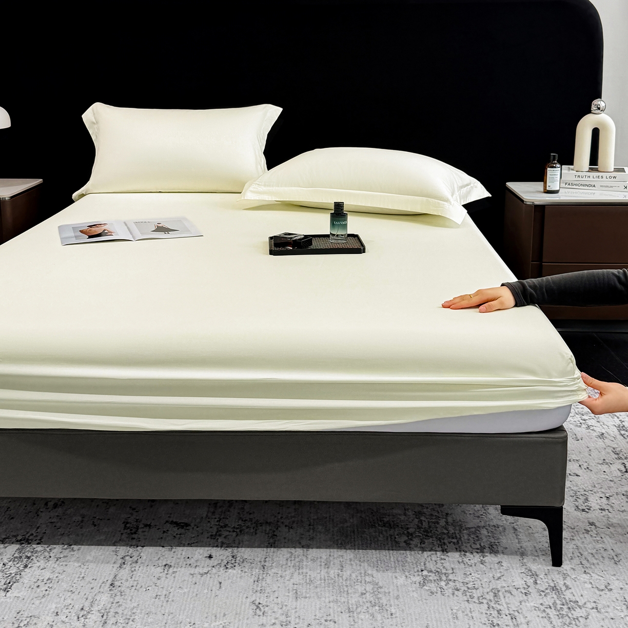 91家纺网 家纺一手货源 找家纺 欣宜家纺 2026春夏新款100支全棉纯棉50x50s贡缎长绒棉纯色素色单品床笠 床笠单件 奶昔白