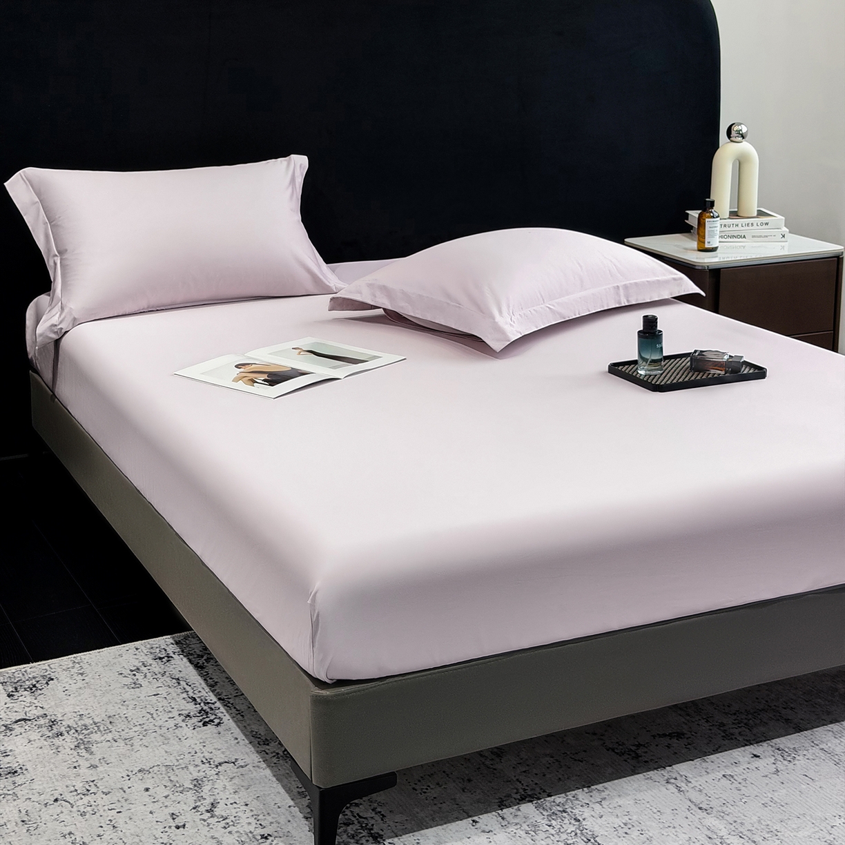 91家纺网 家纺一手货源 找家纺 欣宜家纺 2026春夏新款100支全棉纯棉50x50s贡缎长绒棉纯色素色单品床笠 床笠单件 香芋紫