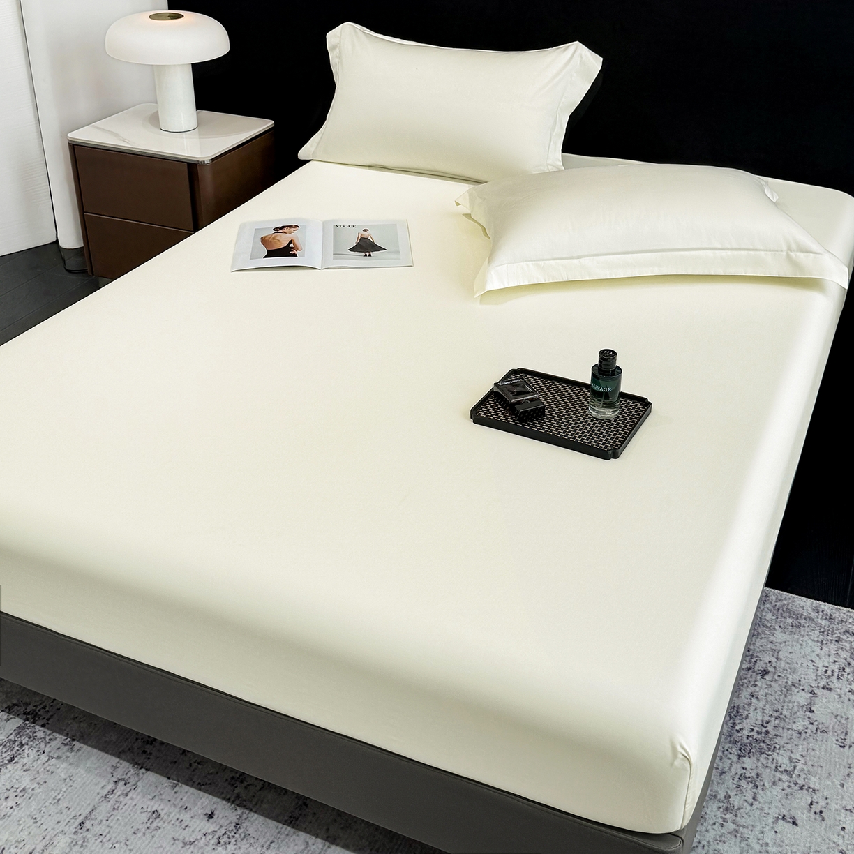 91家纺网 家纺一手货源 找家纺 欣宜家纺 2026春夏新款100支全棉纯棉50x50s贡缎长绒棉纯色素色单品床笠 床笠单件 奶昔白