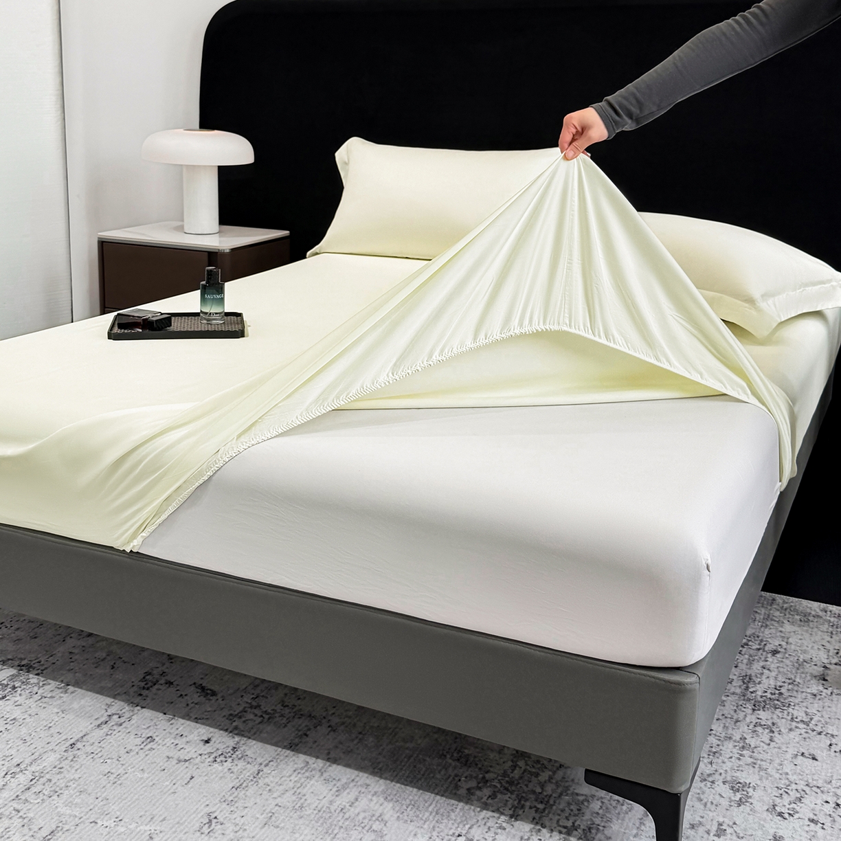 91家纺网 家纺一手货源 找家纺 欣宜家纺 2026春夏新款100支全棉纯棉50x50s贡缎长绒棉纯色素色单品床笠 床笠单件 奶昔白