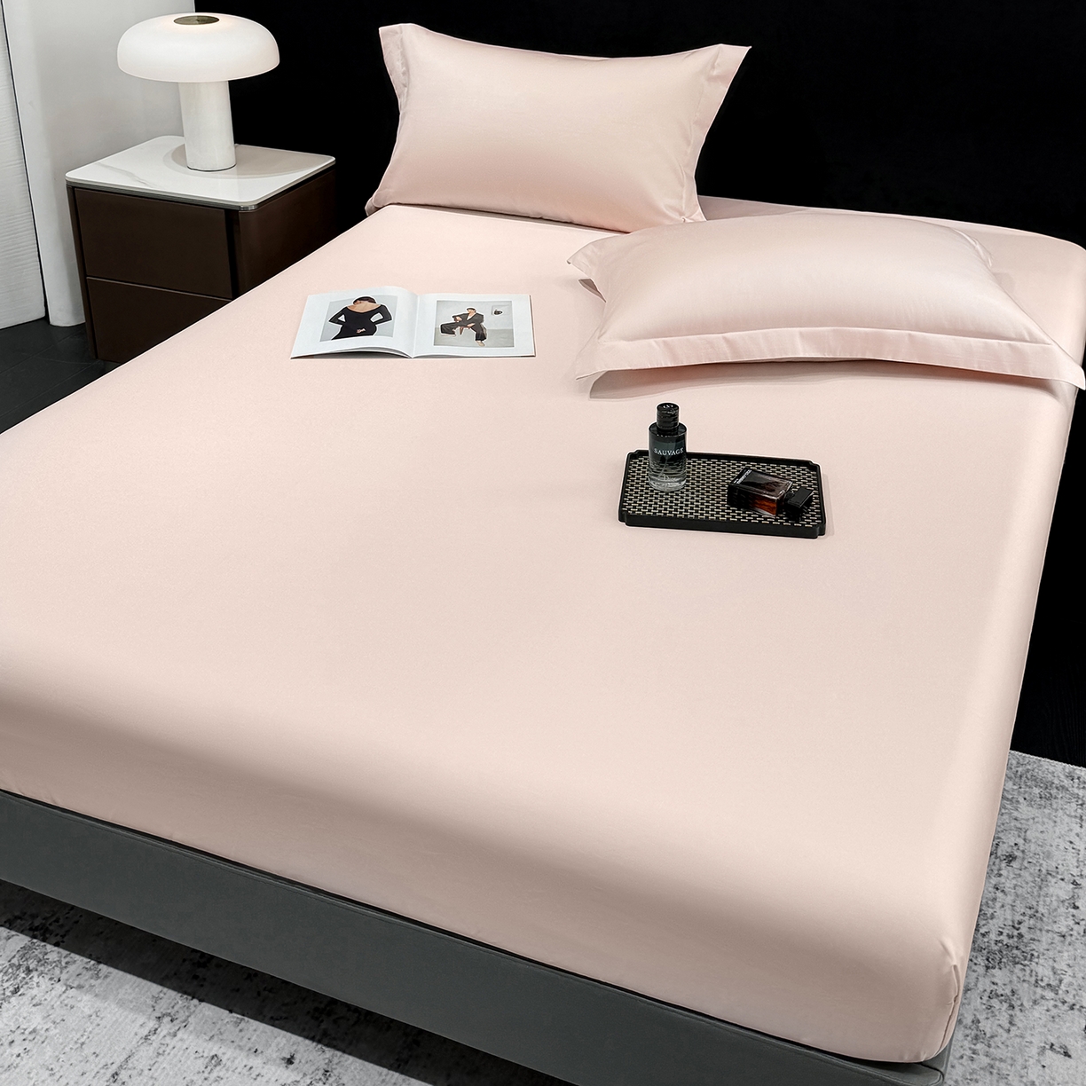 91家纺网 家纺一手货源 找家纺 欣宜家纺 2026春夏新款100支全棉纯棉50x50s贡缎长绒棉纯色素色单品床笠 床笠单件 轻奢粉