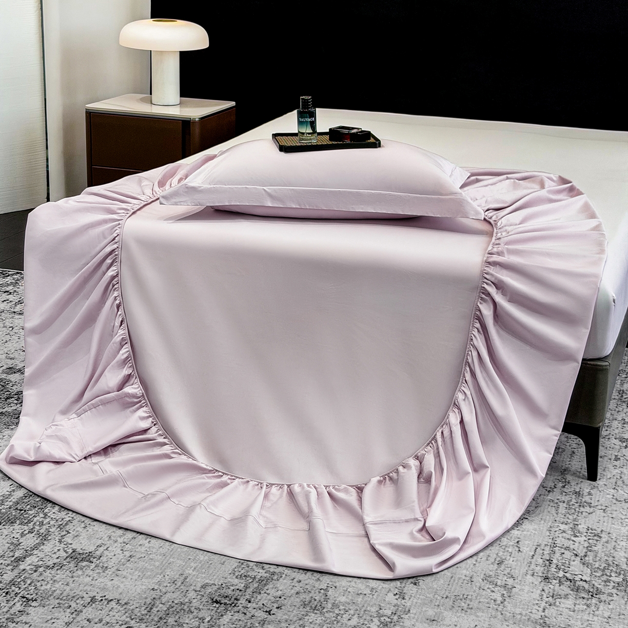 91家纺网 家纺一手货源 找家纺 欣宜家纺 2026春夏新款100支全棉纯棉50x50s贡缎长绒棉纯色素色单品床笠 床笠单件 香芋紫