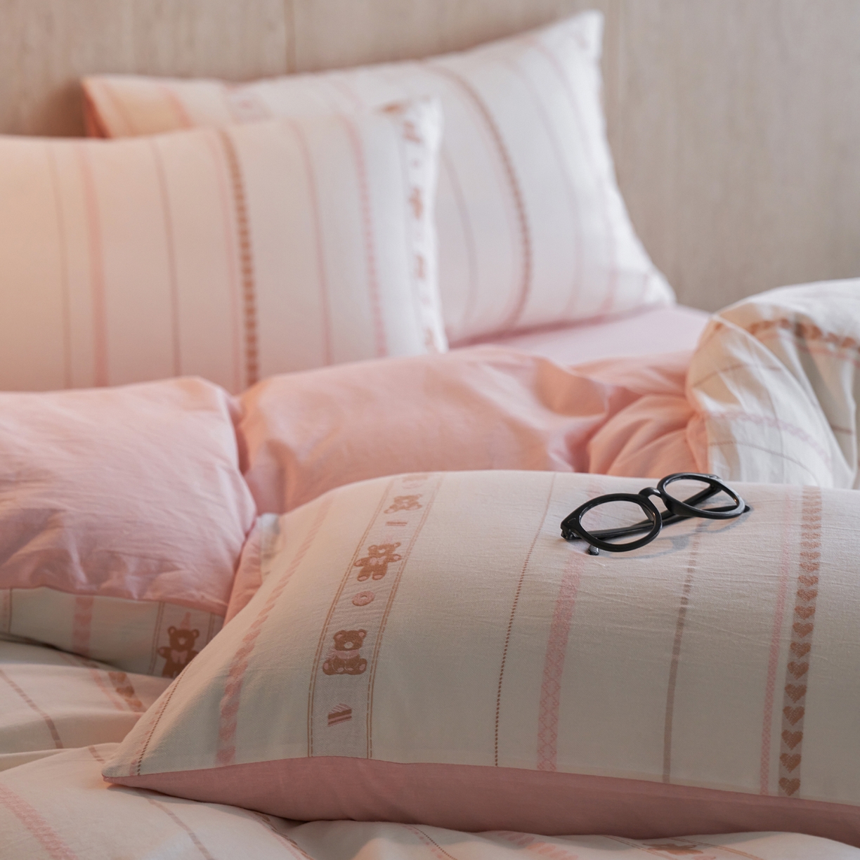 91家纺网 家纺一手货源 找家纺 （总）如一 2026新款全棉纯棉水洗棉卡通色织大提花四件套