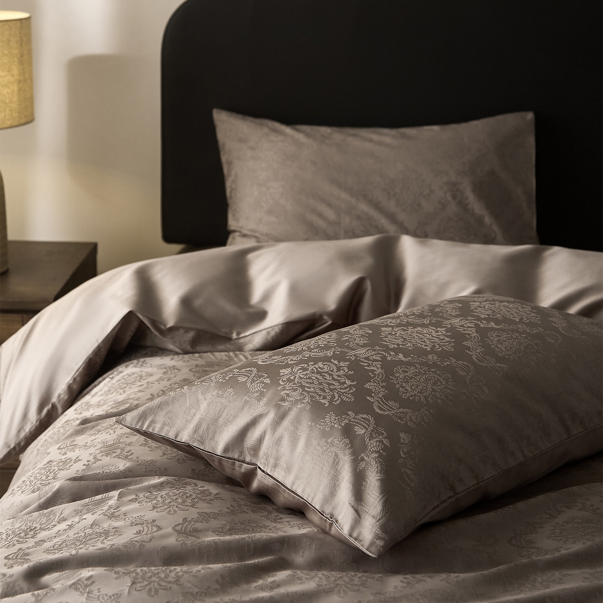 91家纺网 家纺一手货源 找家纺 （总）ONE TWO ONE 121 【会员-20】 【控价商品】【提供买家秀】  2026新款100s50支长绒棉全棉床上用品提花四件套