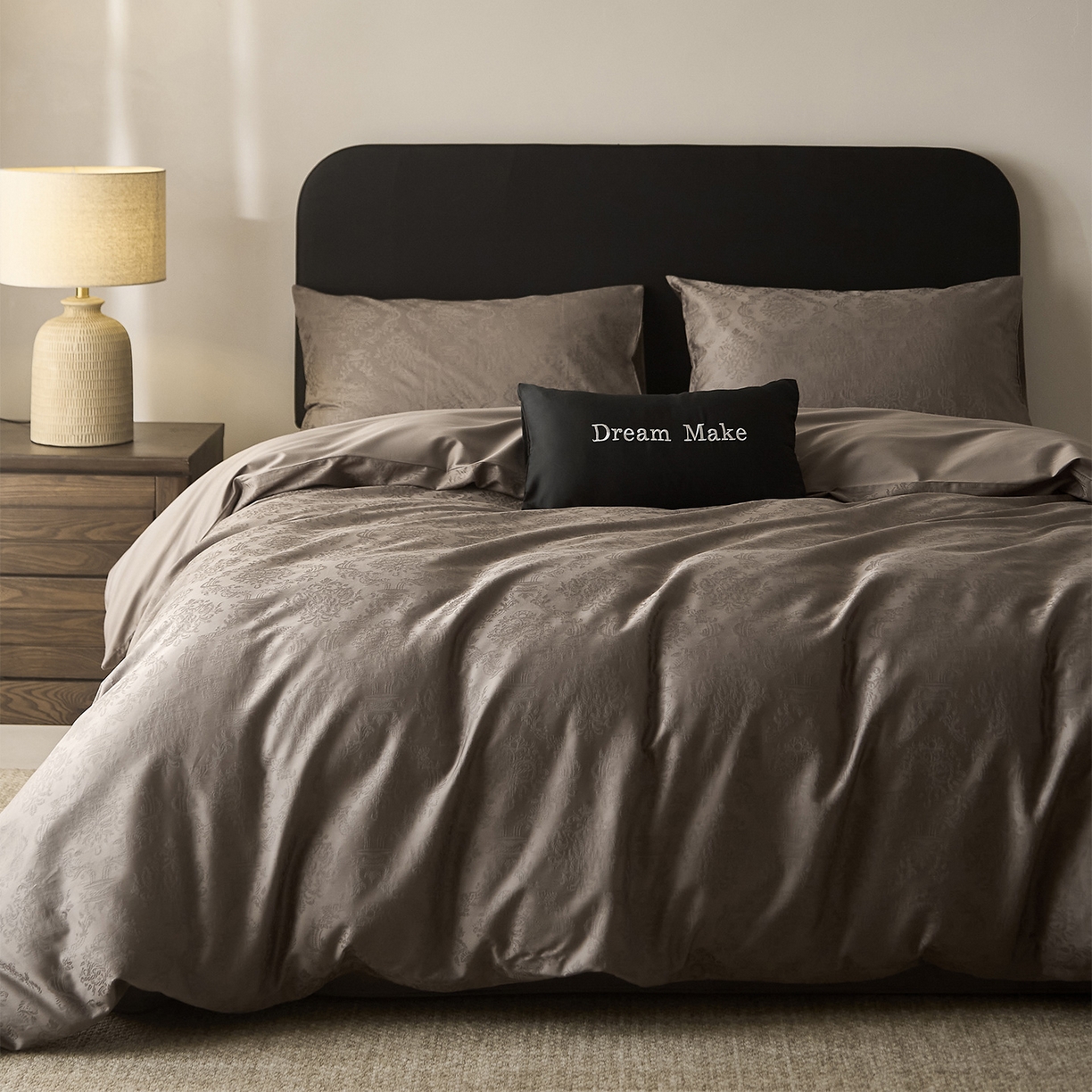 91家纺网 家纺一手货源 找家纺 （总）ONE TWO ONE 121 【会员-20】 【控价商品】【提供买家秀】  2026新款100s50支长绒棉全棉床上用品提花四件套