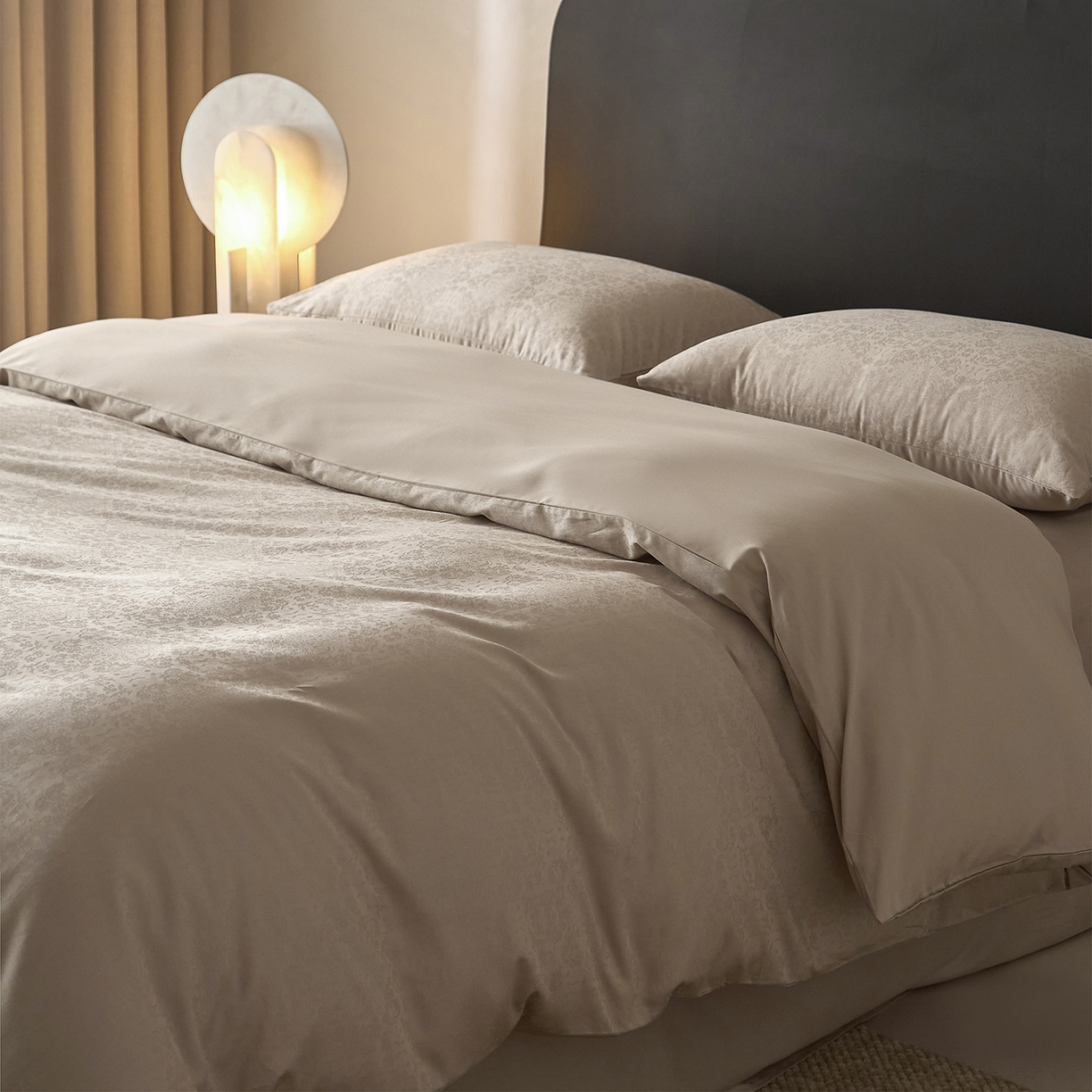 91家纺网 家纺一手货源 找家纺 ONE TWO ONE 121 【会员-20】 【控价商品】【提供买家秀】  2026新款100s50支长绒棉全棉床上用品提花四件套 花间敬亭