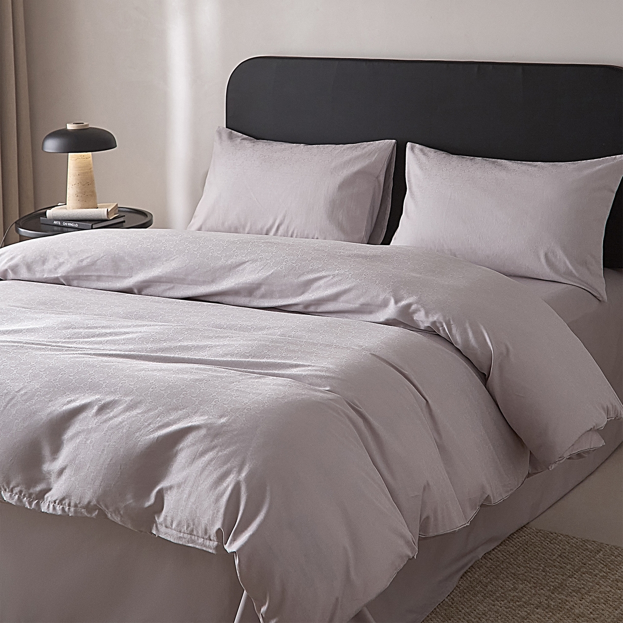 91家纺网 家纺一手货源 找家纺 ONE TWO ONE 121 【会员-20】 【控价商品】【提供买家秀】  2026新款100s50支长绒棉全棉床上用品提花四件套 慕紫阳光