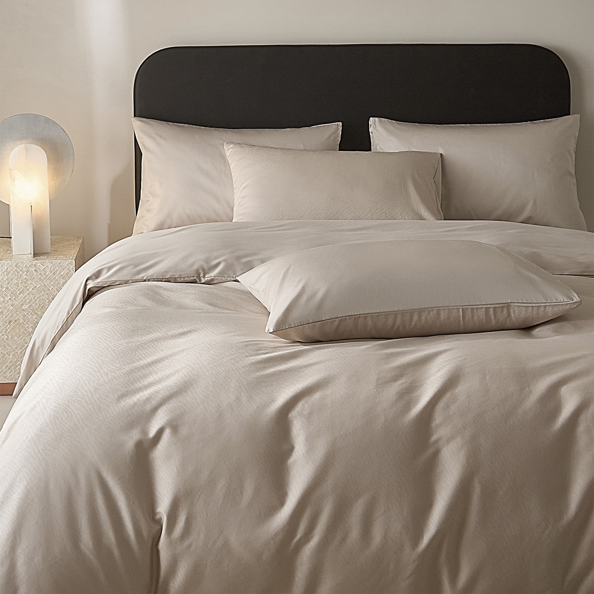 91家纺网 家纺一手货源 找家纺 ONE TWO ONE 121 【会员-20】 【控价商品】【提供买家秀】  2026新款100s50支长绒棉全棉床上用品提花四件套 布拉格