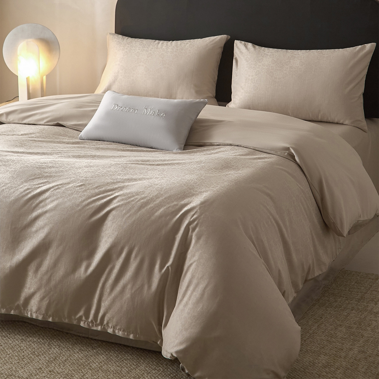 91家纺网 家纺一手货源 找家纺 ONE TWO ONE 121 【会员-20】 【控价商品】【提供买家秀】  2026新款100s50支长绒棉全棉床上用品提花四件套 花间敬亭