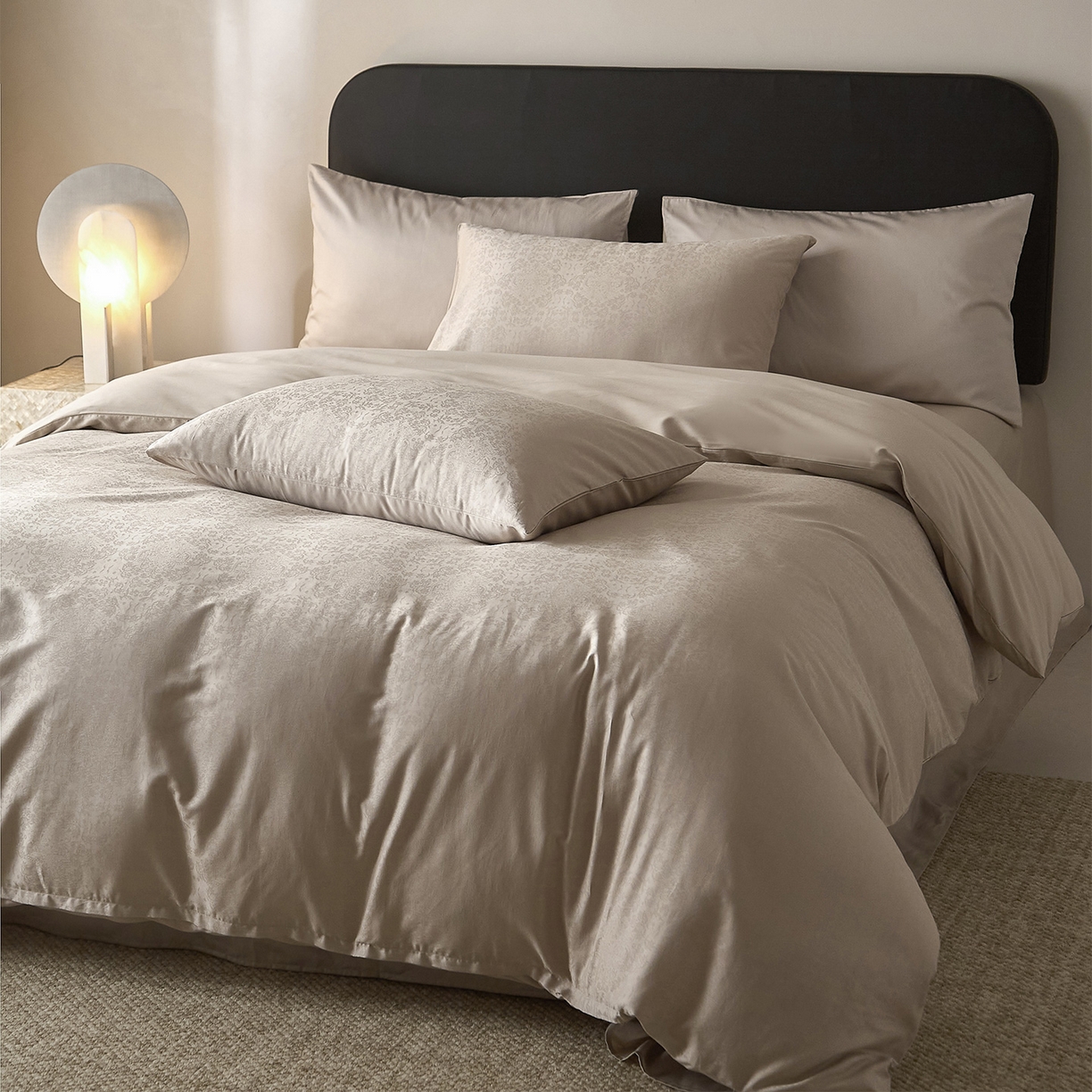 91家纺网 家纺一手货源 找家纺 ONE TWO ONE 121 【会员-20】 【控价商品】【提供买家秀】  2026新款100s50支长绒棉全棉床上用品提花四件套 花间敬亭