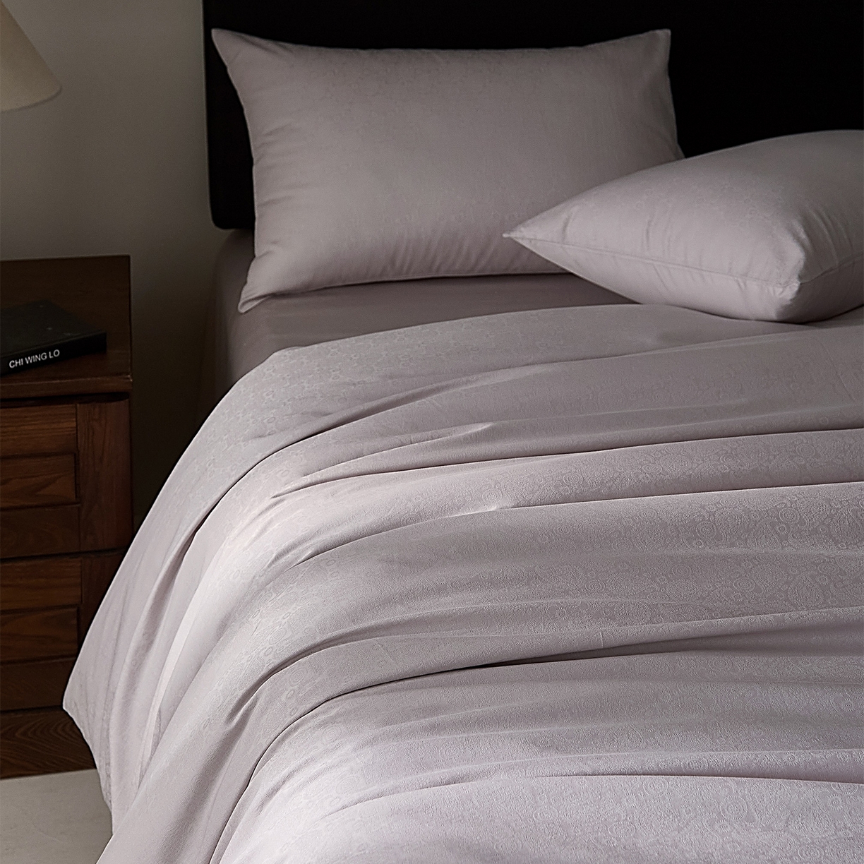 91家纺网 家纺一手货源 找家纺 ONE TWO ONE 121 【会员-20】 【控价商品】【提供买家秀】  2026新款100s50支长绒棉全棉床上用品提花四件套 慕紫阳光