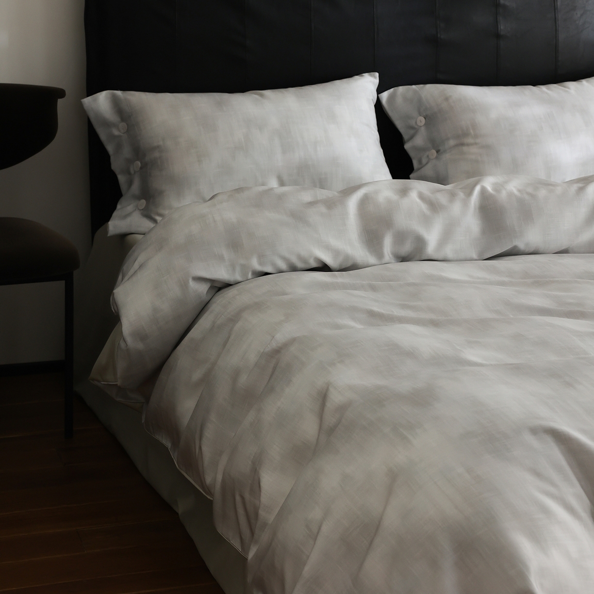 91家纺网 家纺一手货源 找家纺 ONE TWO ONE 121 【会员-20】 【控价商品】【提供买家秀】  2026新款专版数码印花100s长绒棉全棉床上用品四件套 墨染江南-灰