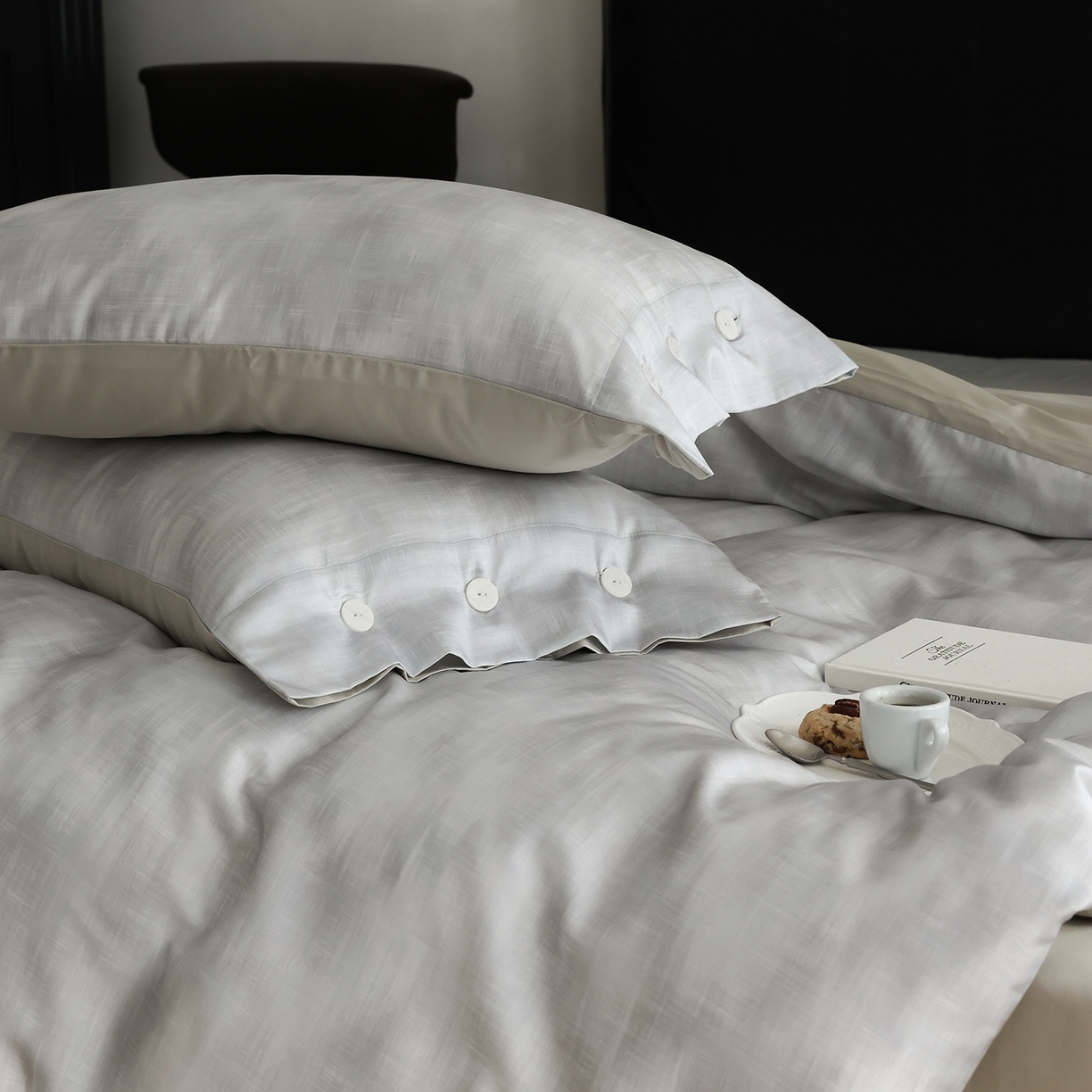 91家纺网 家纺一手货源 找家纺 ONE TWO ONE 121 【会员-20】 【控价商品】【提供买家秀】  2026新款专版数码印花100s长绒棉全棉床上用品四件套 墨染江南-灰