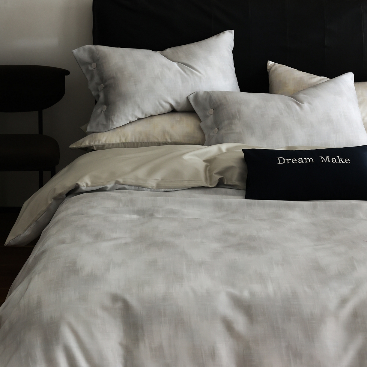 91家纺网 家纺一手货源 找家纺 ONE TWO ONE 121 【会员-20】 【控价商品】【提供买家秀】  2026新款专版数码印花100s长绒棉全棉床上用品四件套 墨染江南-灰